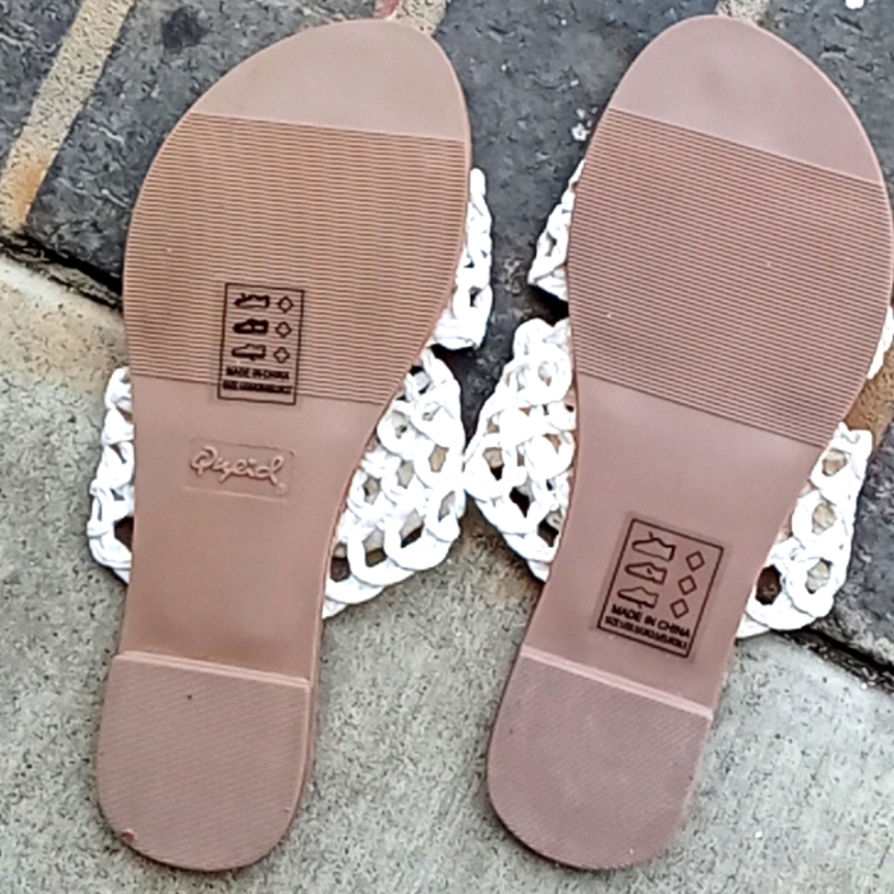 3 For$10 Pink Lily White Crochet Sandals NWOT - Picture 2 of 4